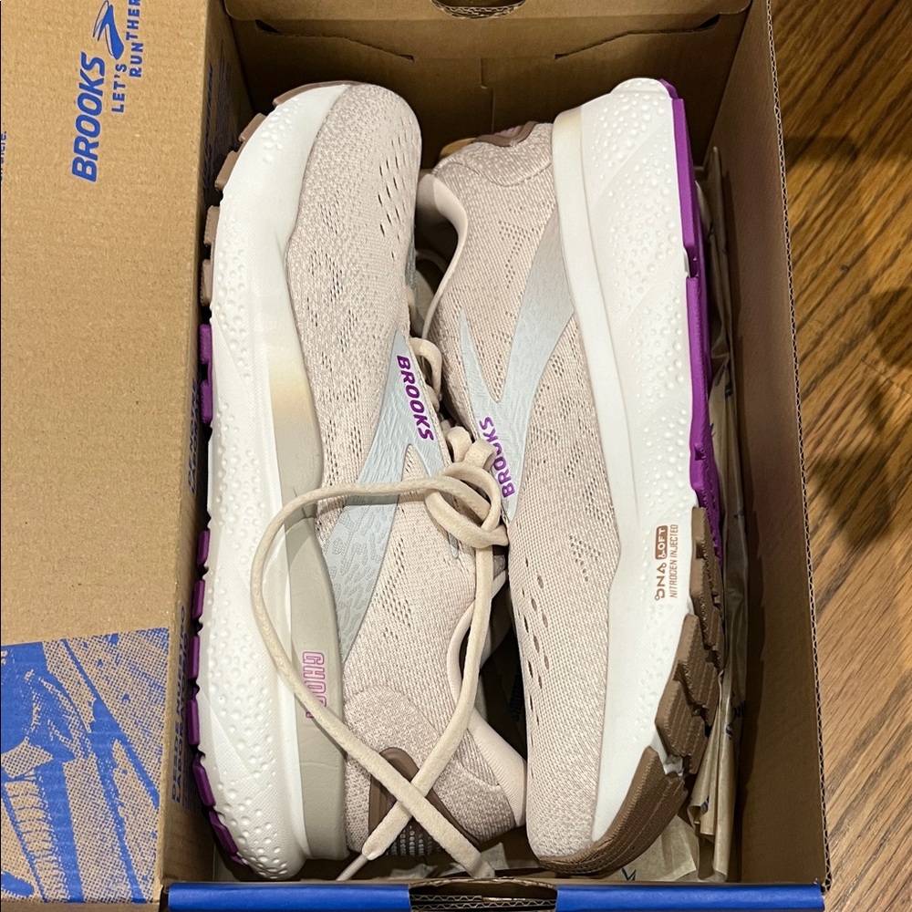 Brooks Ghost 16 Women's Shoes - Almond Peach and Purple - Unused - Picture 2 of 4